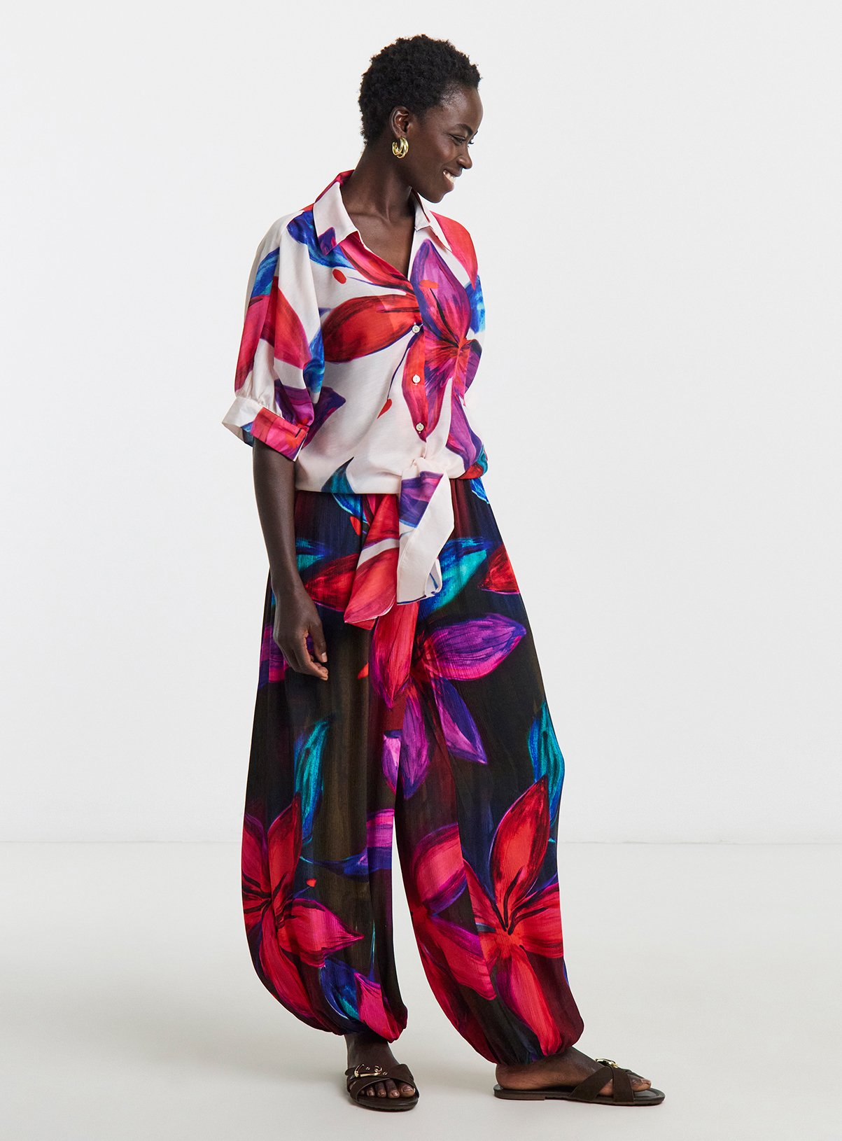 Buy JD WILLIAMS Viscose Crinkle Balloon Trouser 10 | Trousers | Argos
